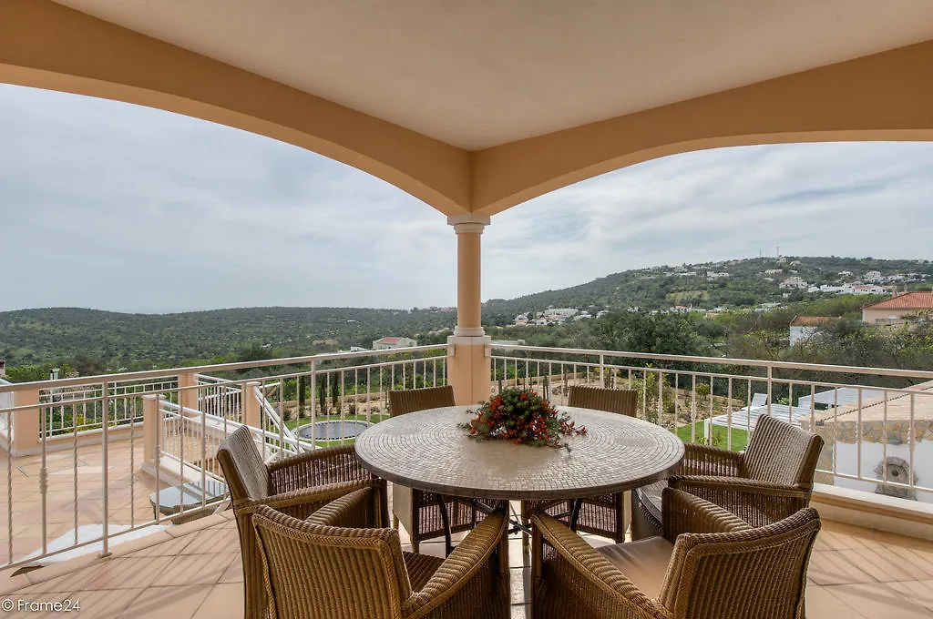Casa Mocho Branco Bed & Breakfast Loule